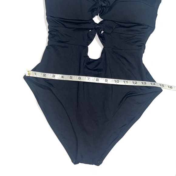 NWOT Becca Cutout X-Back One Piece
Swimsuit Sz LARGE - Picture 7 of 12